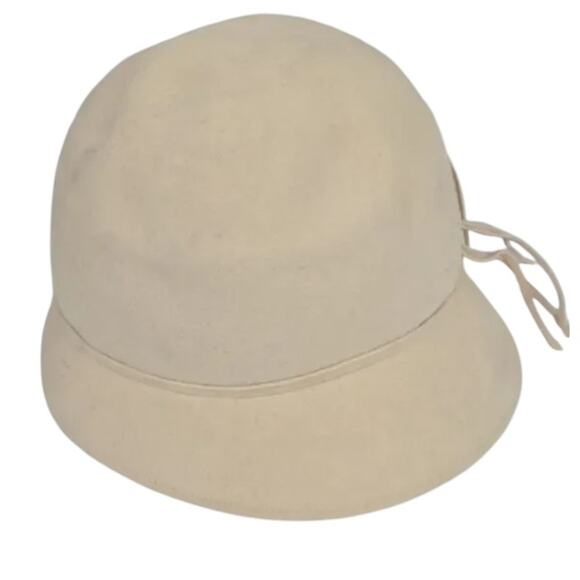 Vintage Frank\'s Girl Ivory Wool Felt Cloche Hat Designed by Frank Olive main image 4